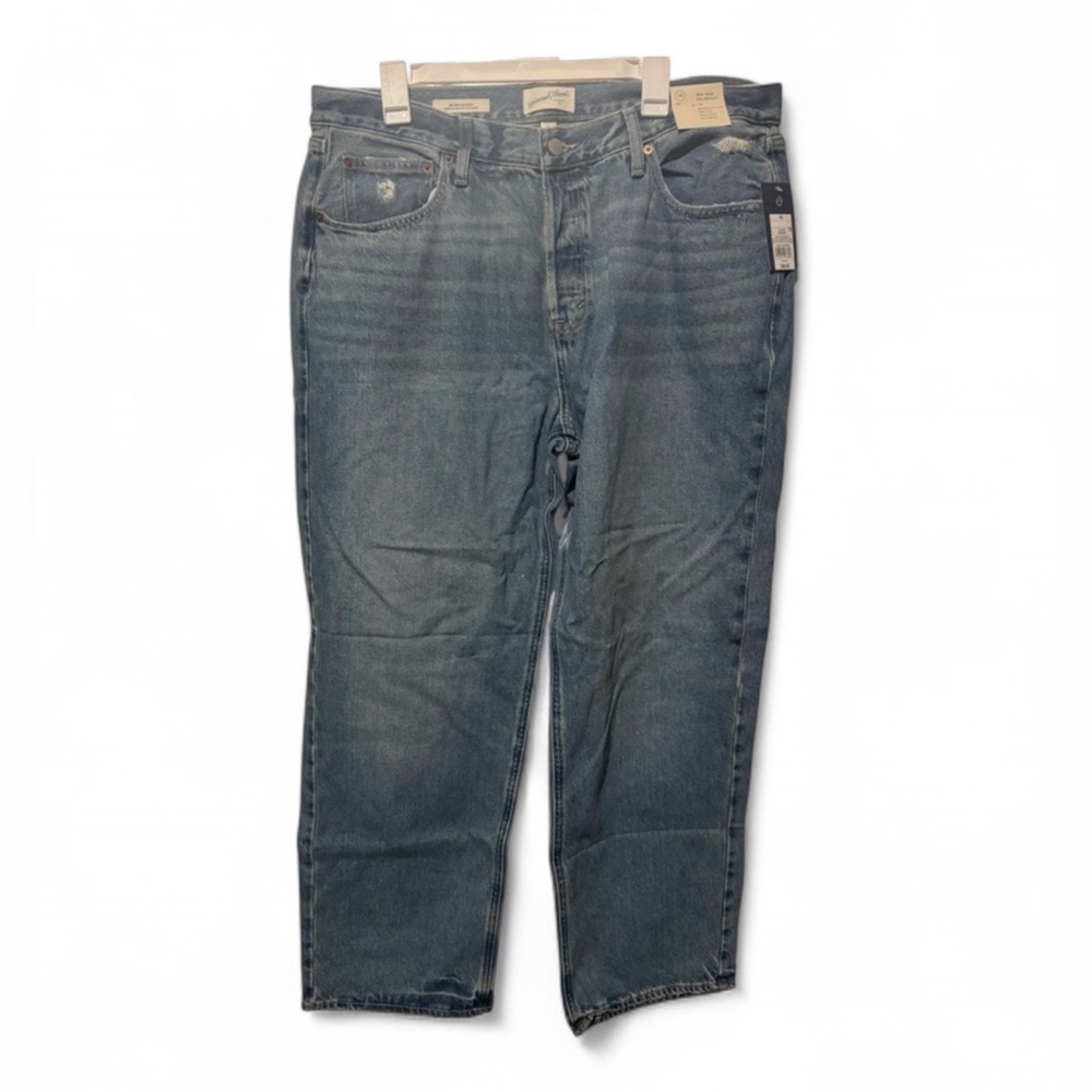 Size 16 Universal Thread Women’s Mid Rise 90’s Baggy